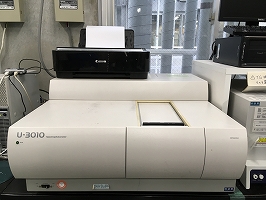 株式会社日立ハイテクノロジーズ社製 紫外可視分光光度計(U-3010)